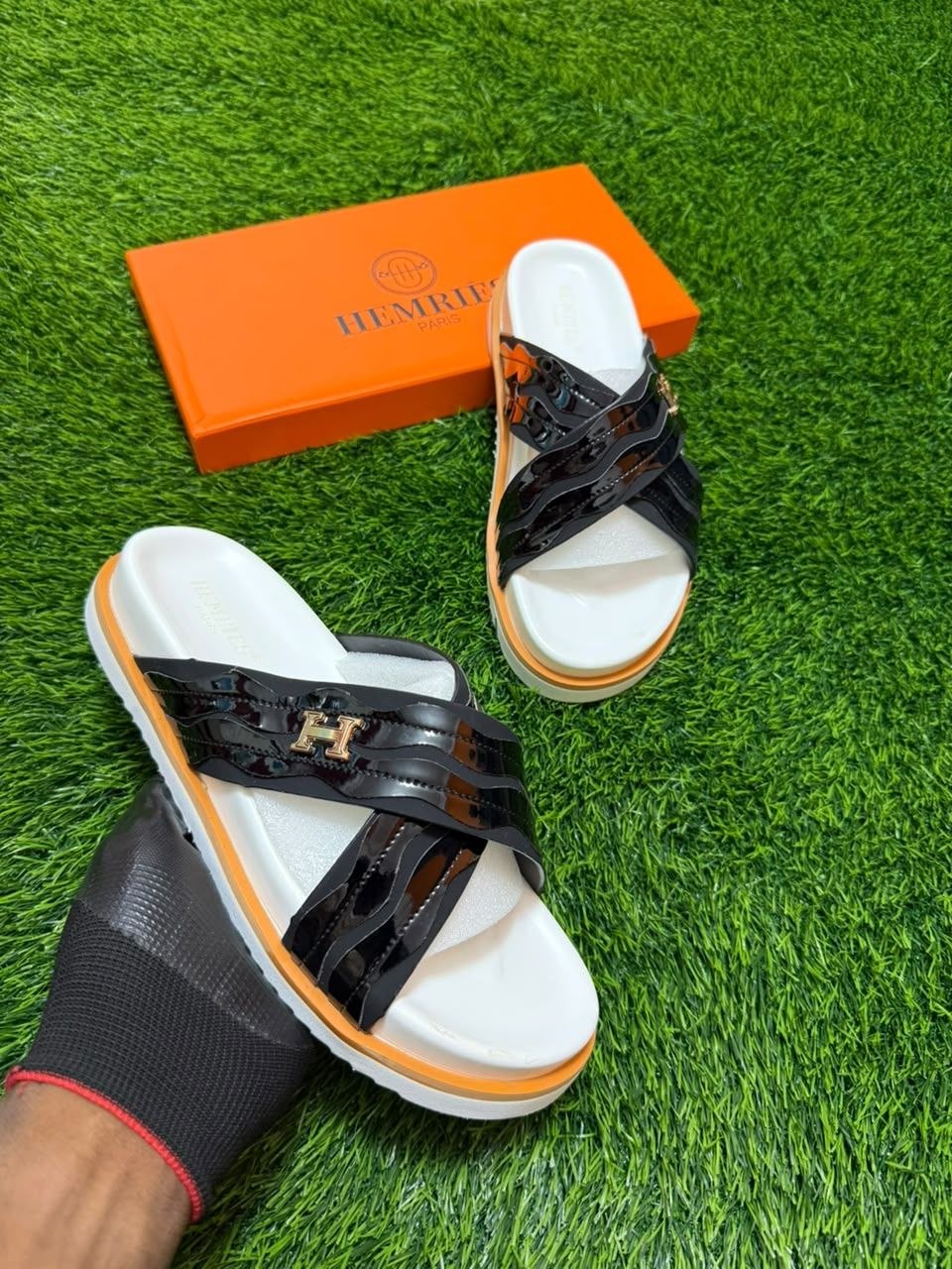 SANDALES HERMÈS PARIS
