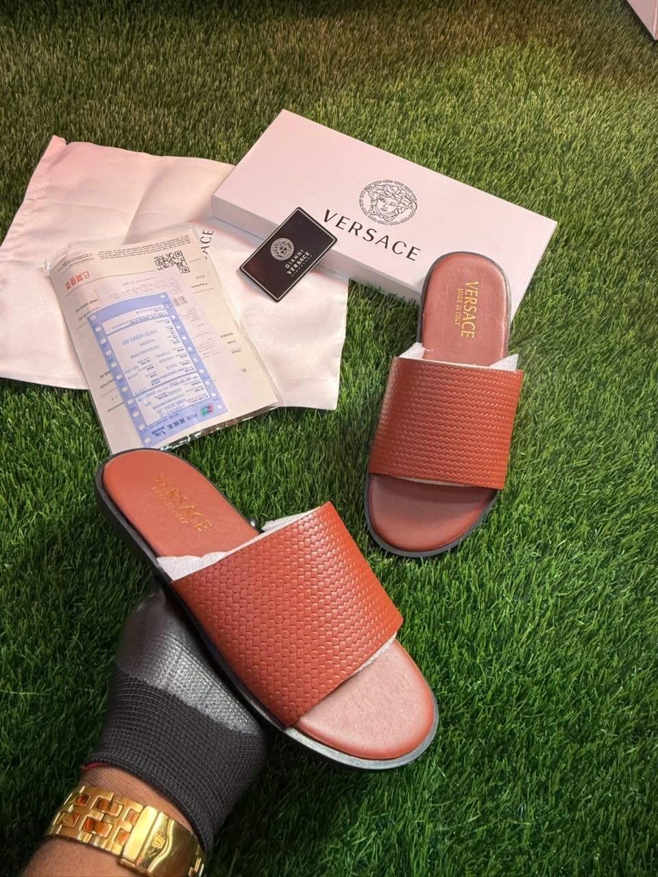 SANDALE VERSACE MARRON