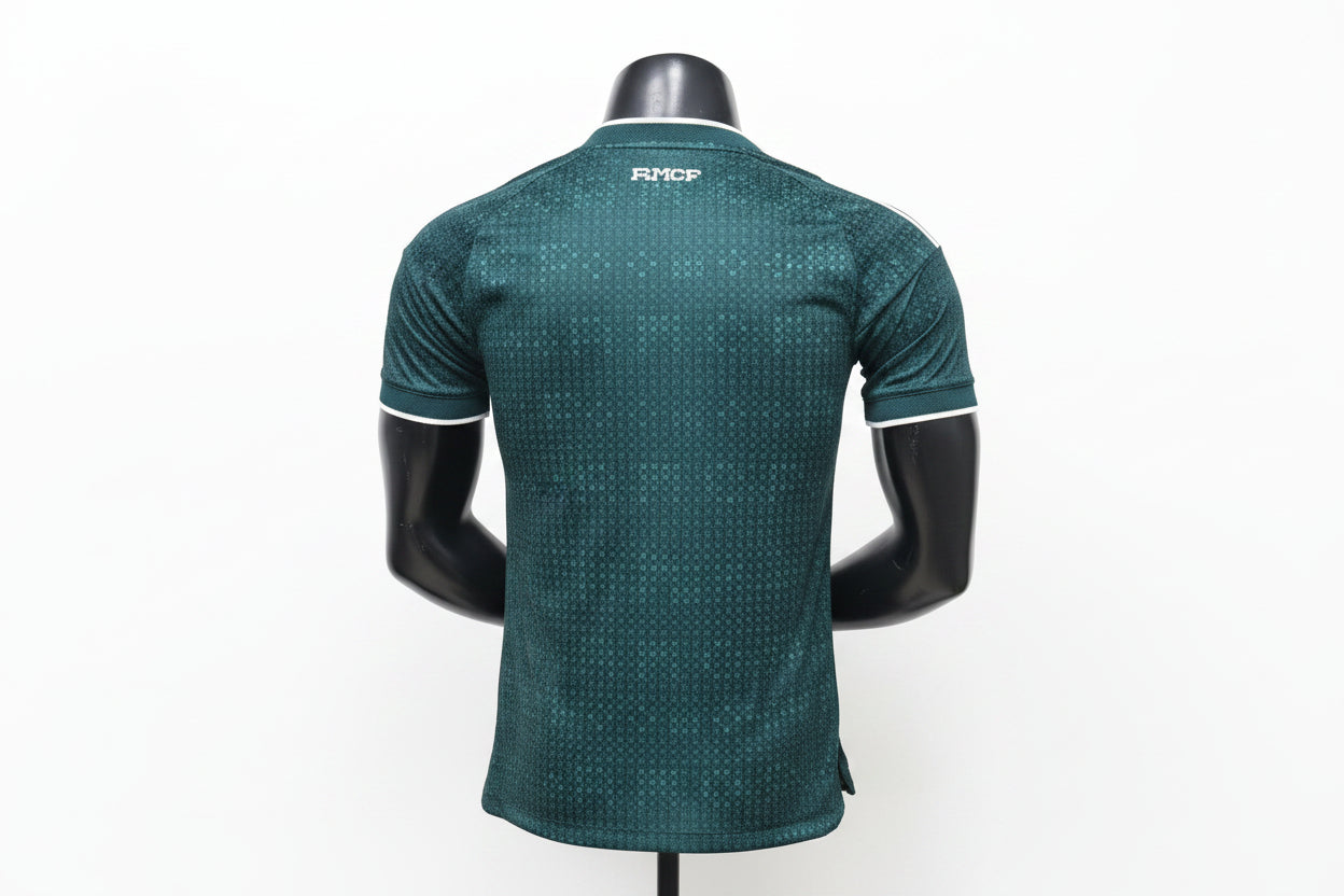 MAILLOT EXTÉRIEUR RÉAL MADRID 2026-2027 VERSION PRO