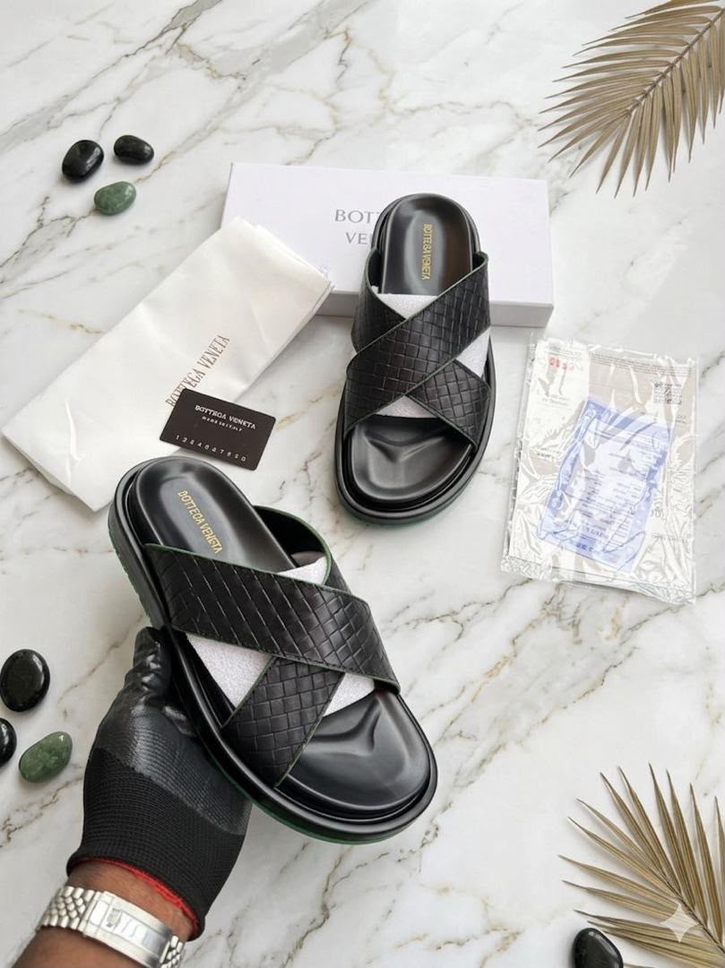 SANDALE BOTTEGA VENETA NOIR