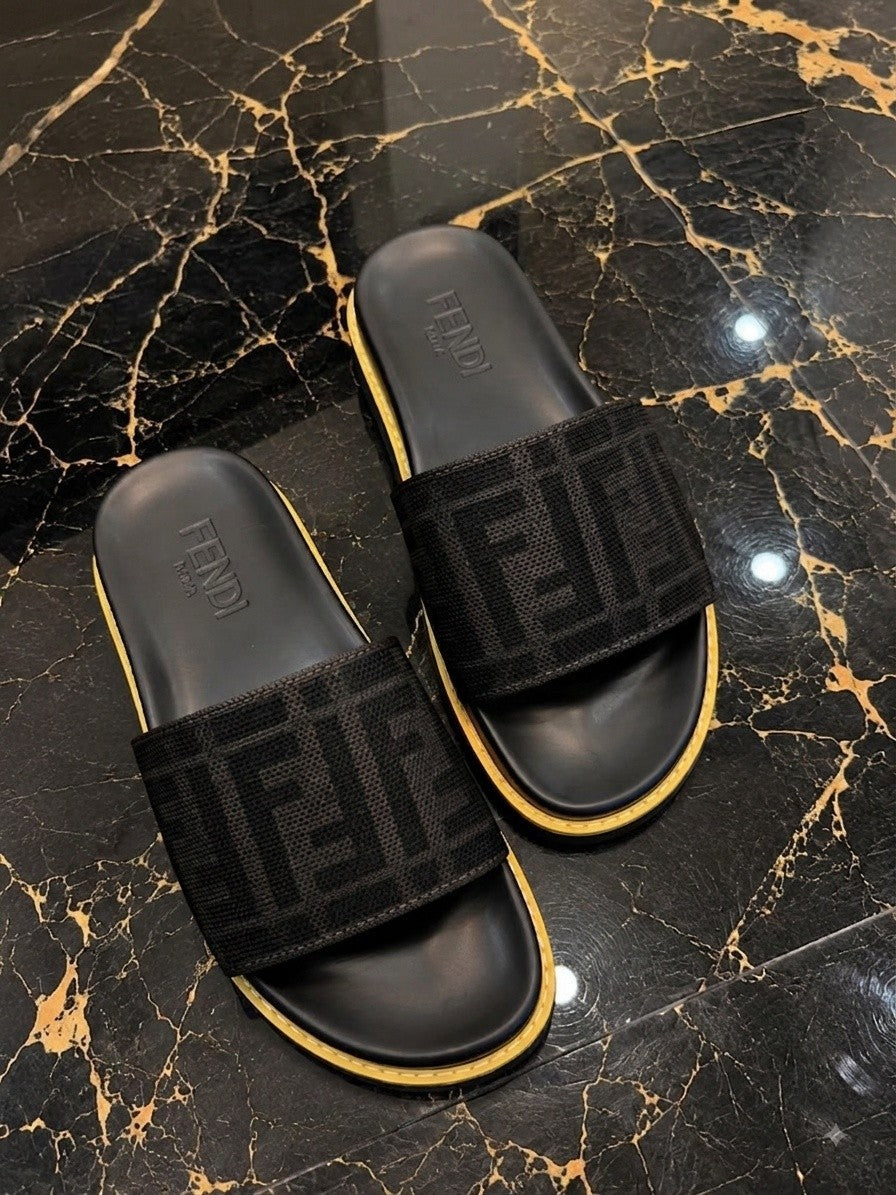 SANDALE FENDI NOIR